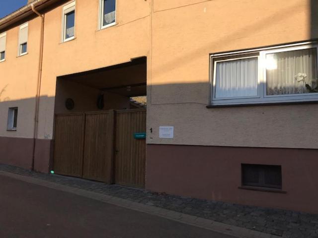 Monteurzimmer-Graf Nidda Экстерьер фото